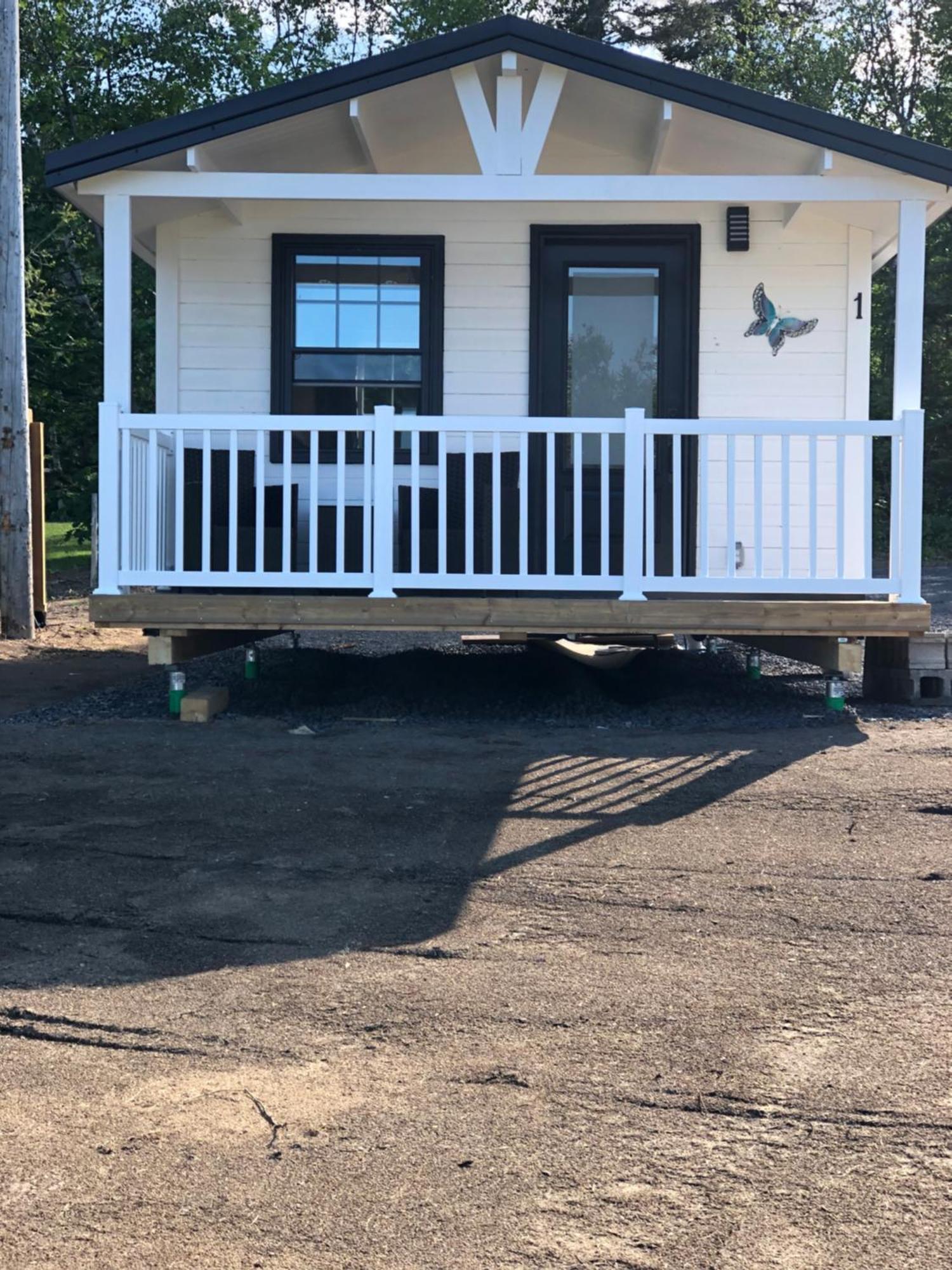 Les Chalets De La Colline Inc เบย์-แซงต์-กาทรีน ภายนอก รูปภาพ